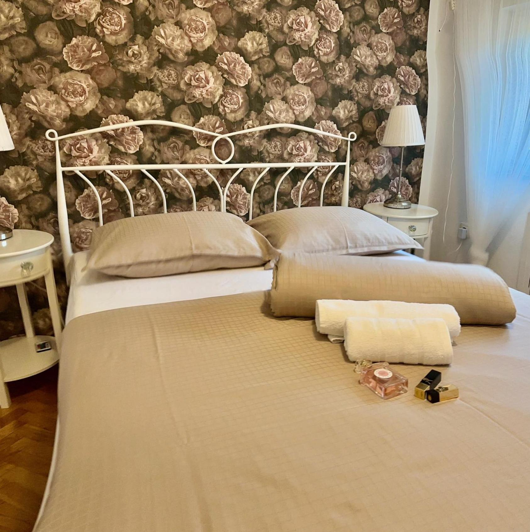 Apartments & Villa Tisno Оброваць Екстер'єр фото